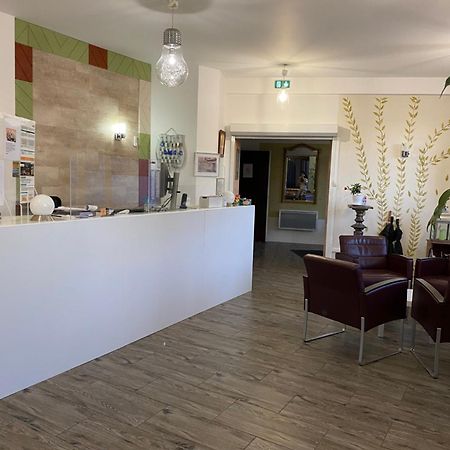Hotel Le Saint Amand エクステリア 写真
